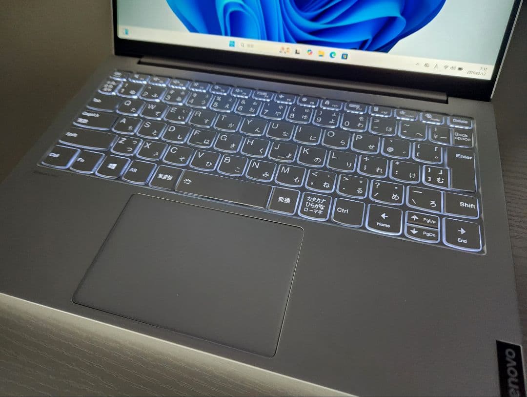 Lenovo Yoga Slim750 11世代Corei5 8GB 512GB