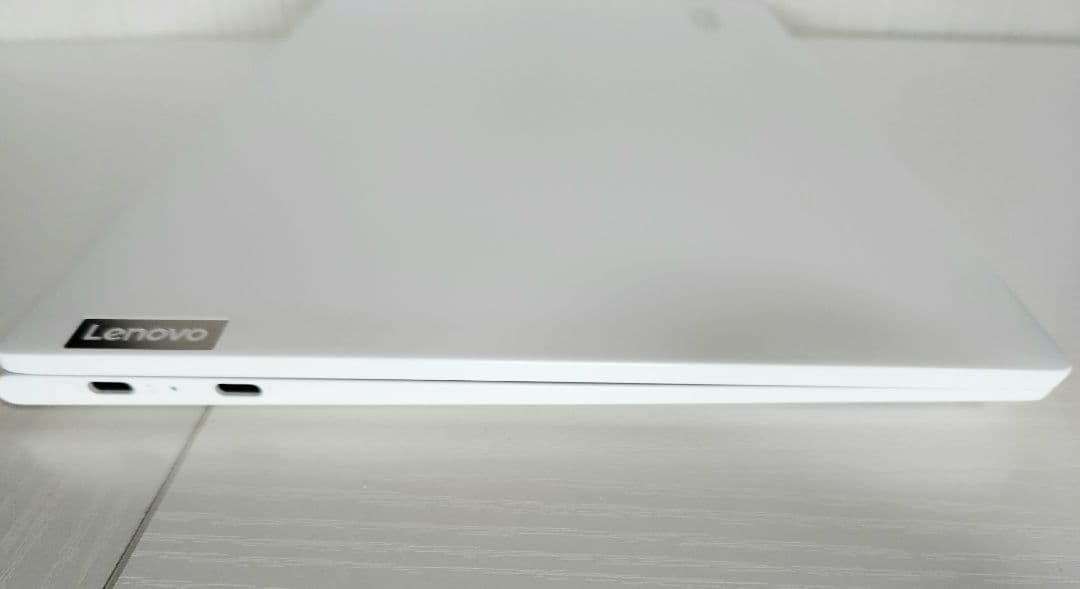 Lenovo Yoga Slim750 11世代Corei5 8GB 512GB