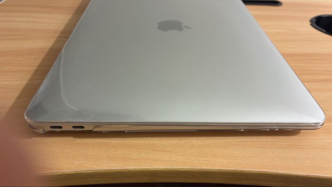 MacBook Air 2020年モデル　シルバー