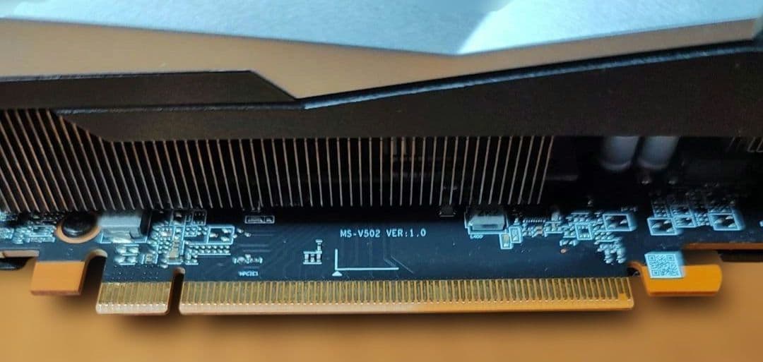 MSI Radeon RX 6600 XT GAMING X 8G 正常動作品