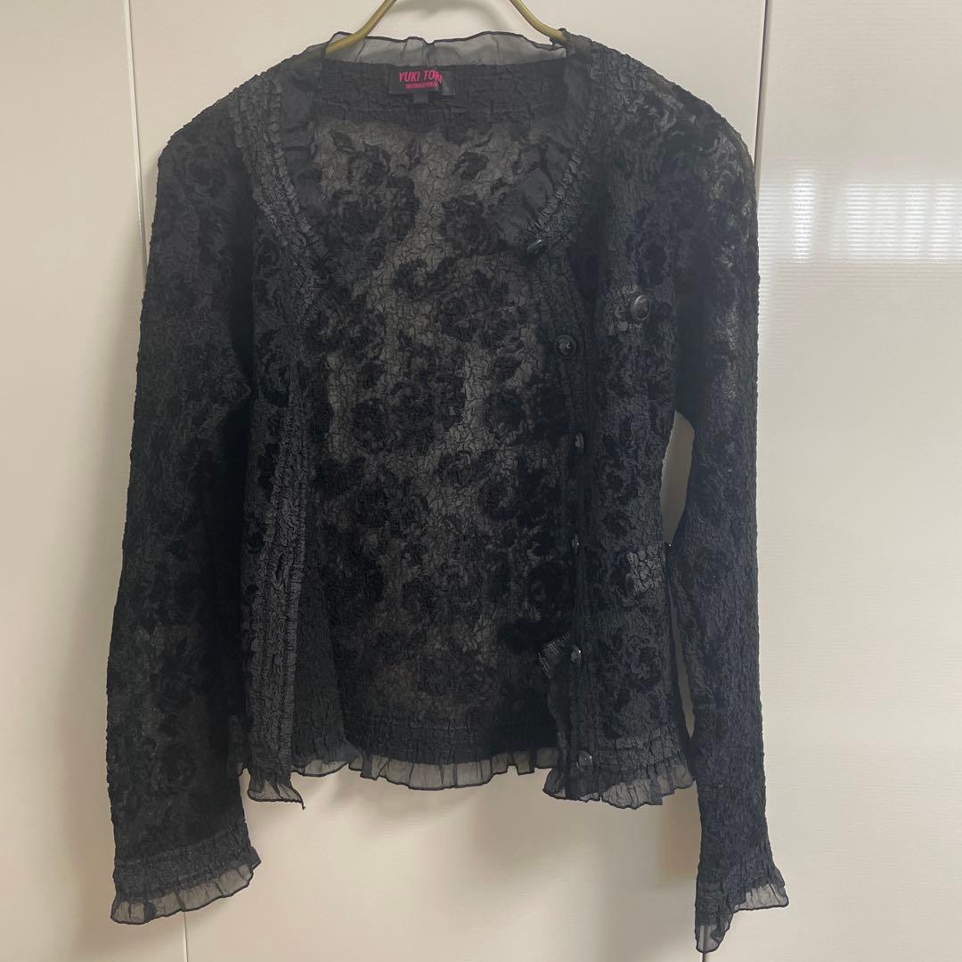 ユキトリイプリーツトップス