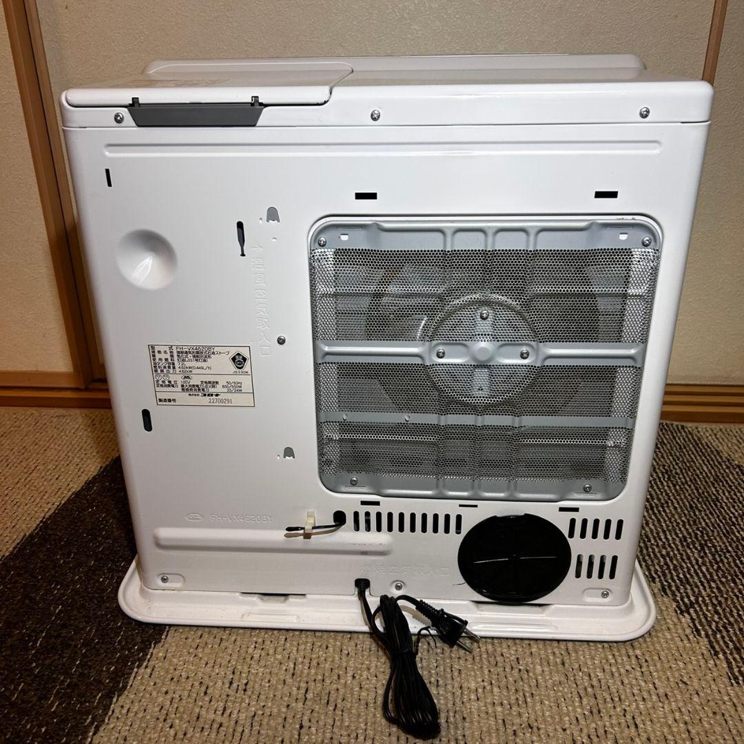 美品コロナ　CORONA 石油ファンヒーター 12畳 FH-VX4620BY-W