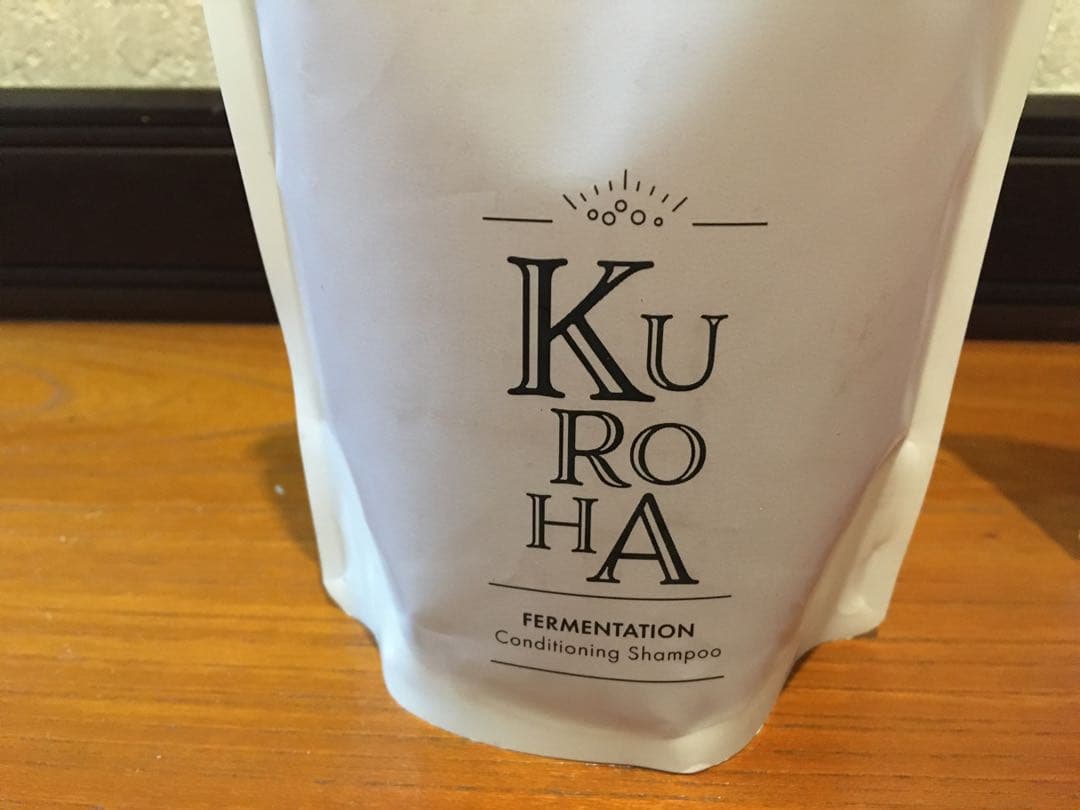 黒髪シャンプーＫＵＲＯＨＡ380ml 4点