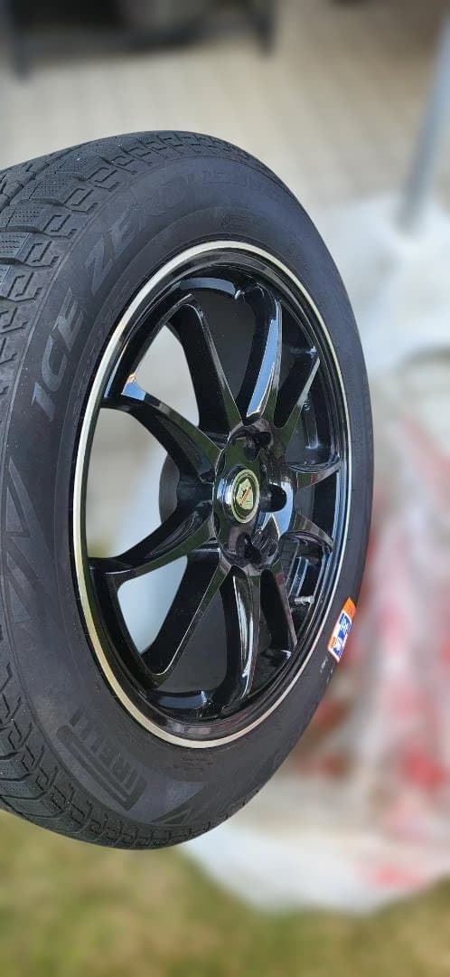 アルファード30系 スタッドレス4本 18インチ7.5J