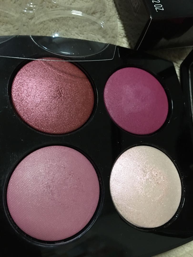 CHANEL 限定　コンフィダンス