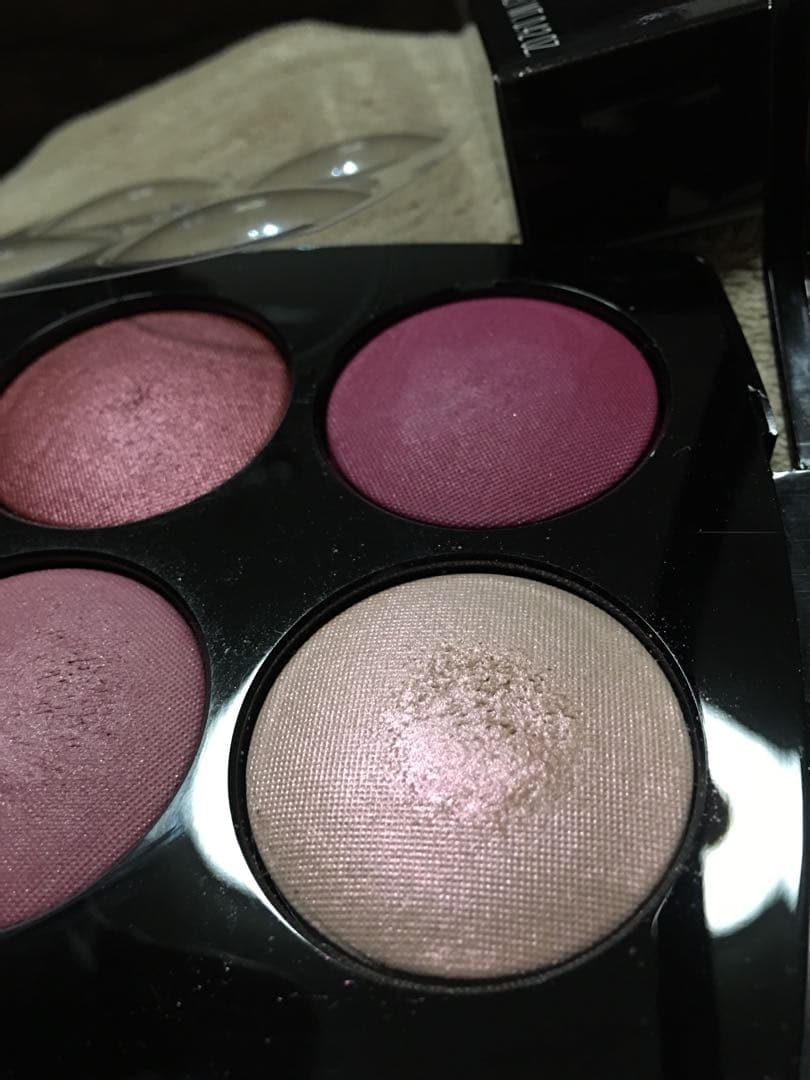 CHANEL 限定　コンフィダンス