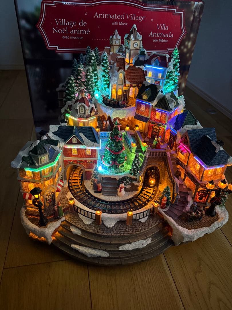 コストコ　クリスマス　アニメイテッドビレッジウィズミュージック　costco