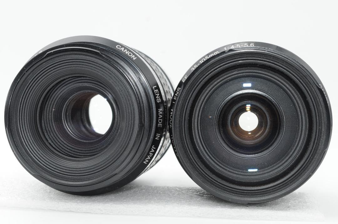 ☆ほぼ新品☆ Canon EOS Kiss x9i ダブル 女性ワンオーナ