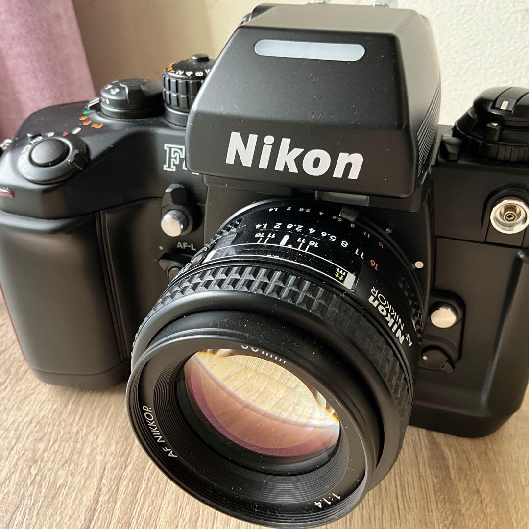Nikon F4 AF ５０mm f1.4 Af24-50mmレンズ付き
