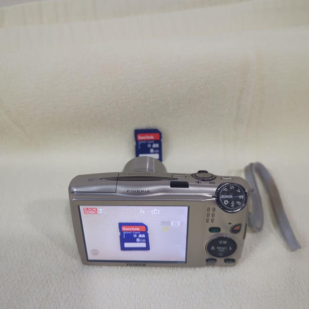 Fujifilm FinePix F900EXR コンパクトデジタルカメラ