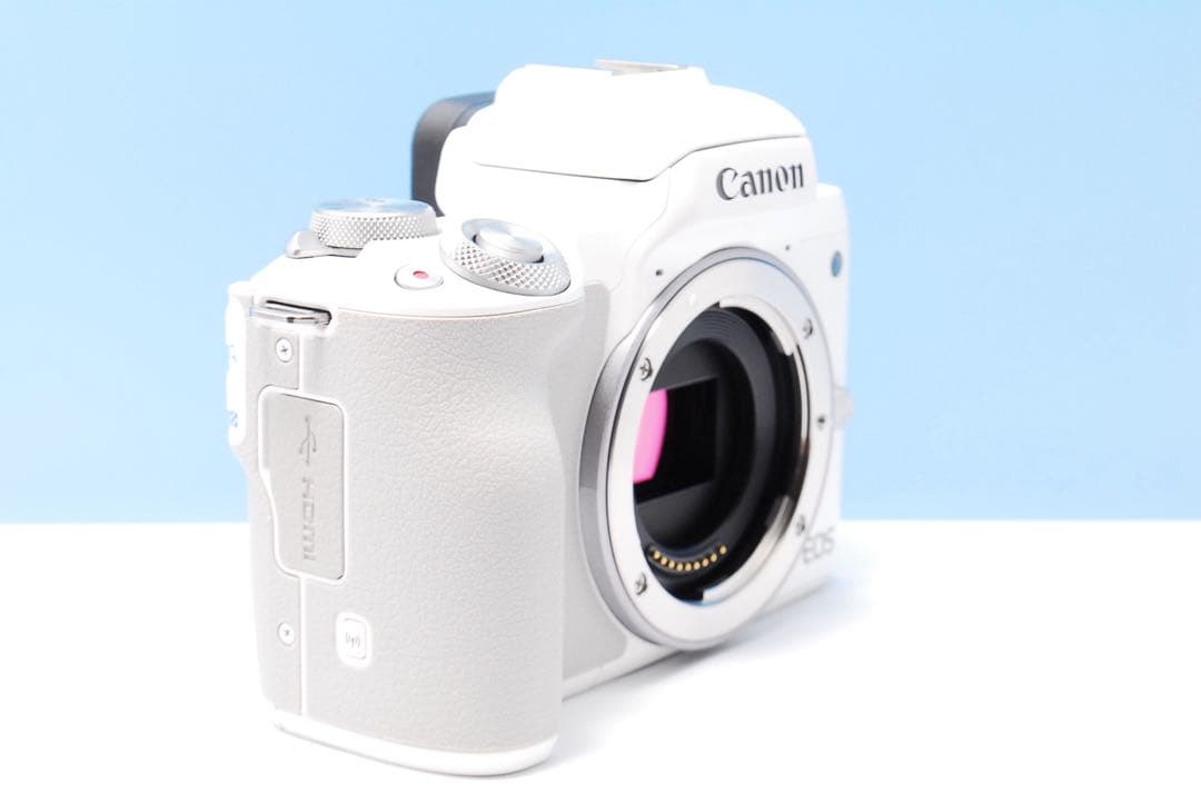 新品級！Canon Kiss M2 ホワイト Wi-Fi搭載 標準レンズセット