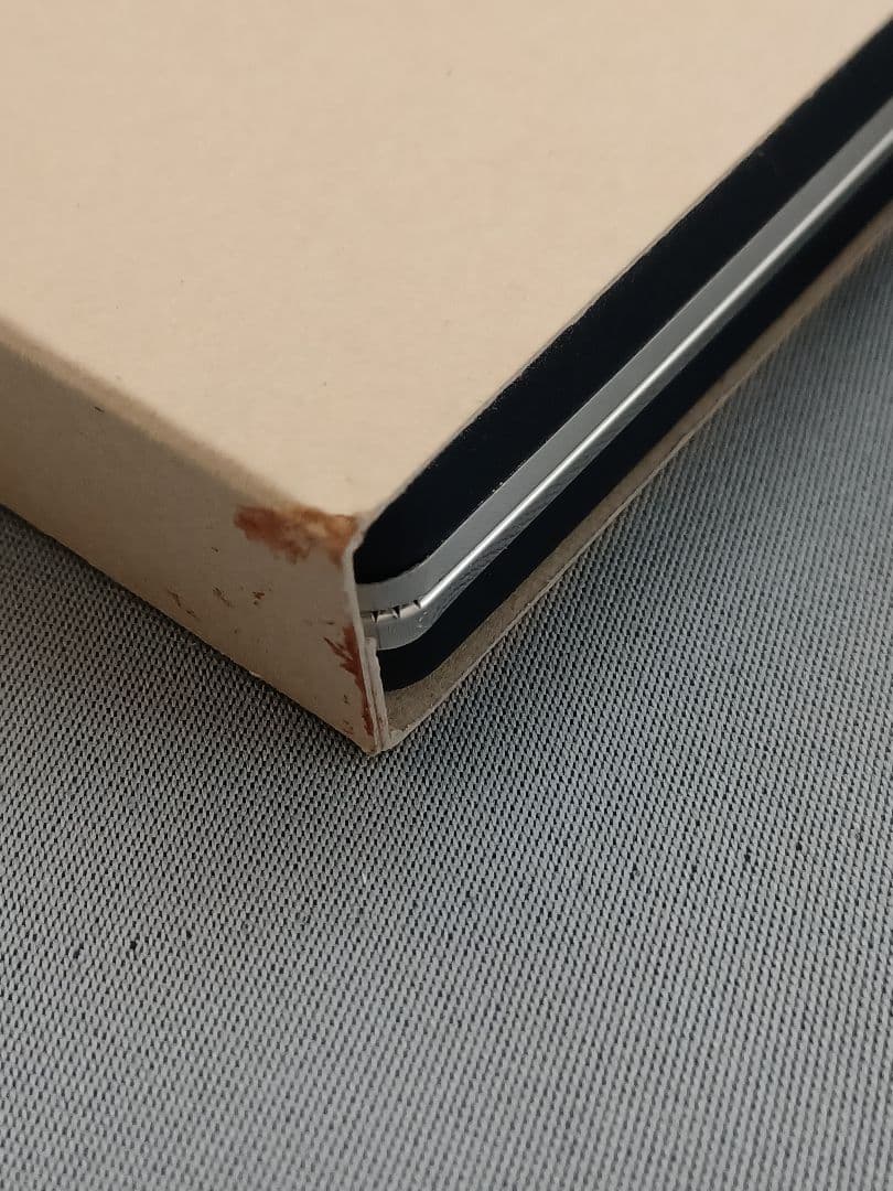 デジタル・ガム・ショット (小型カメラ)。