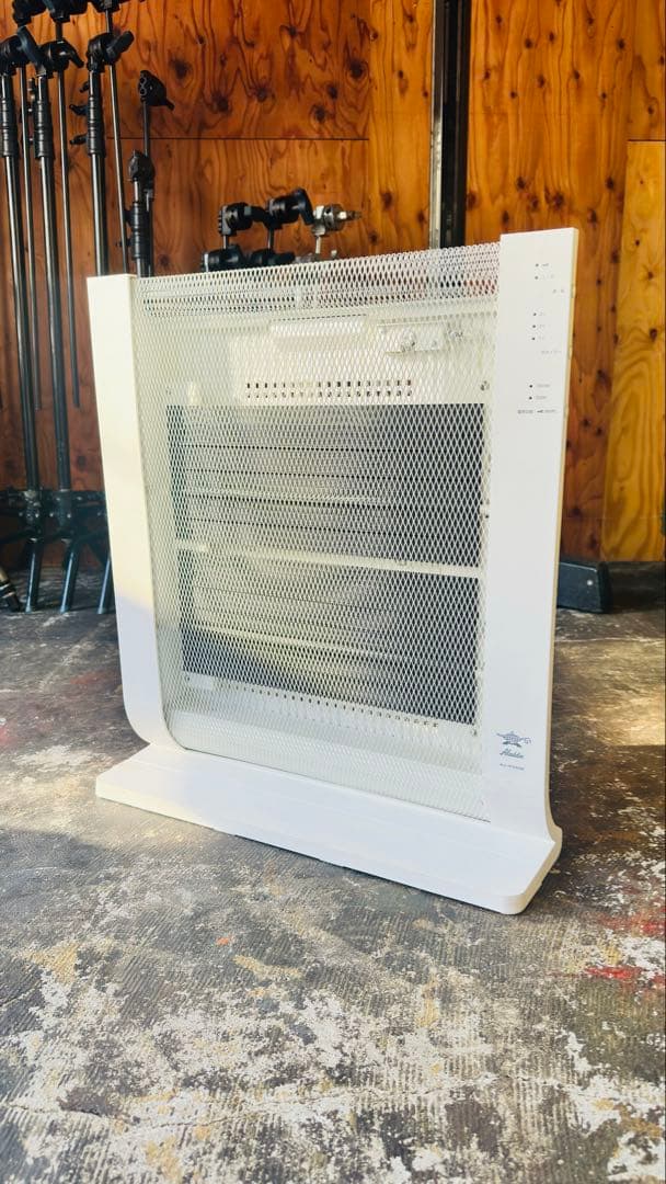 【美品】アラジン (Aladdin) パネルヒーター AJ-P100B ホワイト