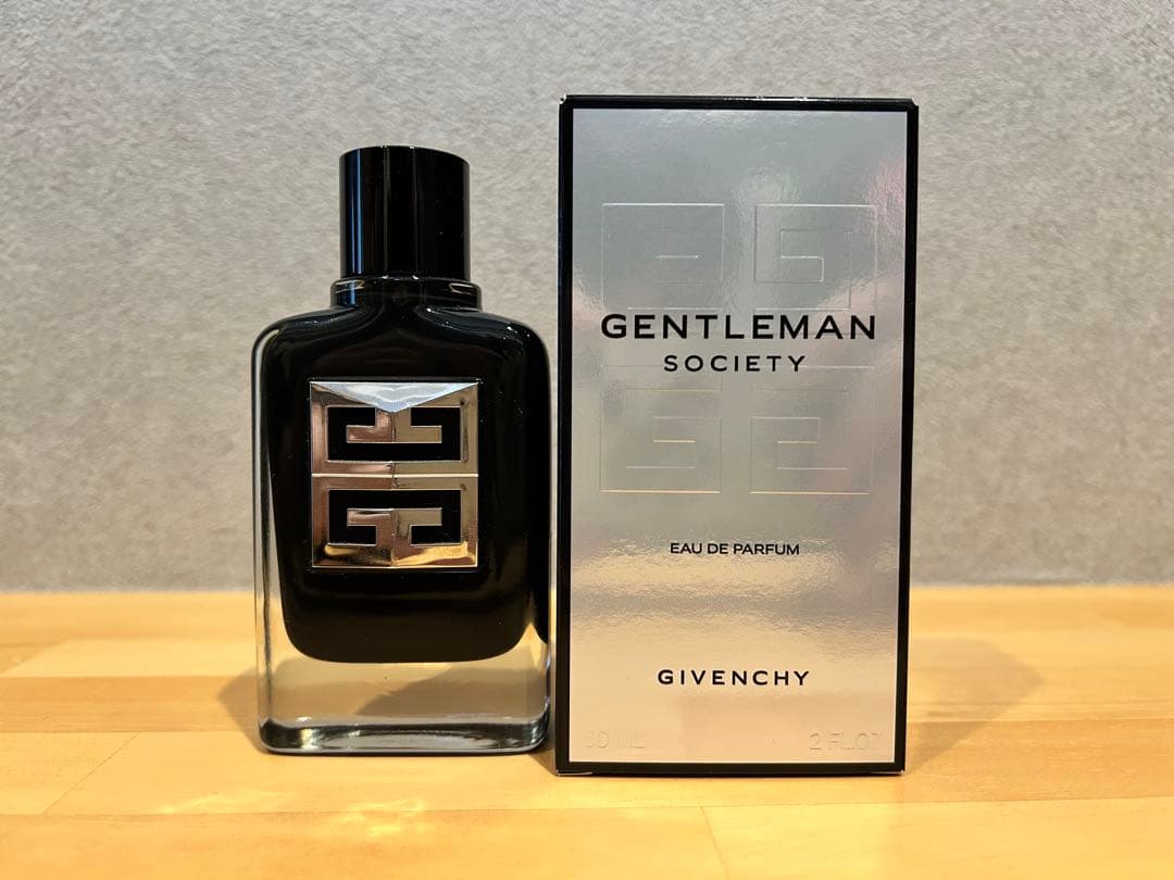 Givenchy 香水 ジェントルマン オーデパルファム ソサイエティ