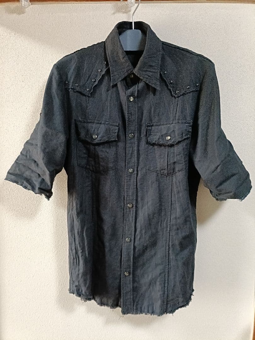 5351プール・オム ポンチョ付き半袖ワークシャツ 両腕と背中にレザー部分有り