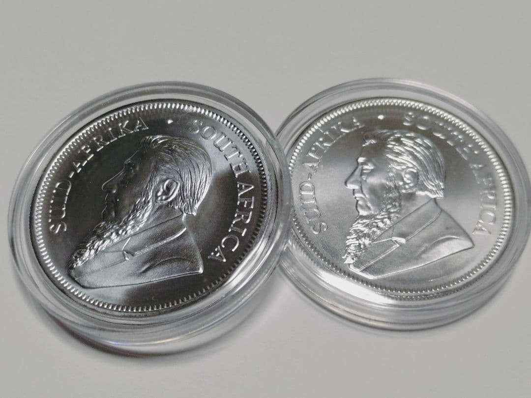 2020年製クルーガーランド銀貨2枚セットケース付き