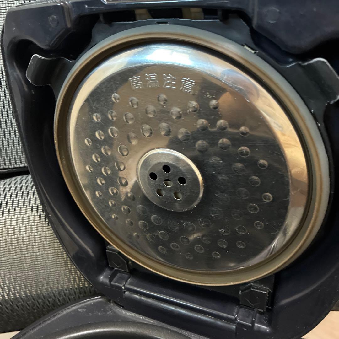TIGER IH炊飯器 2022年製　ブラウン　5.5合　中古