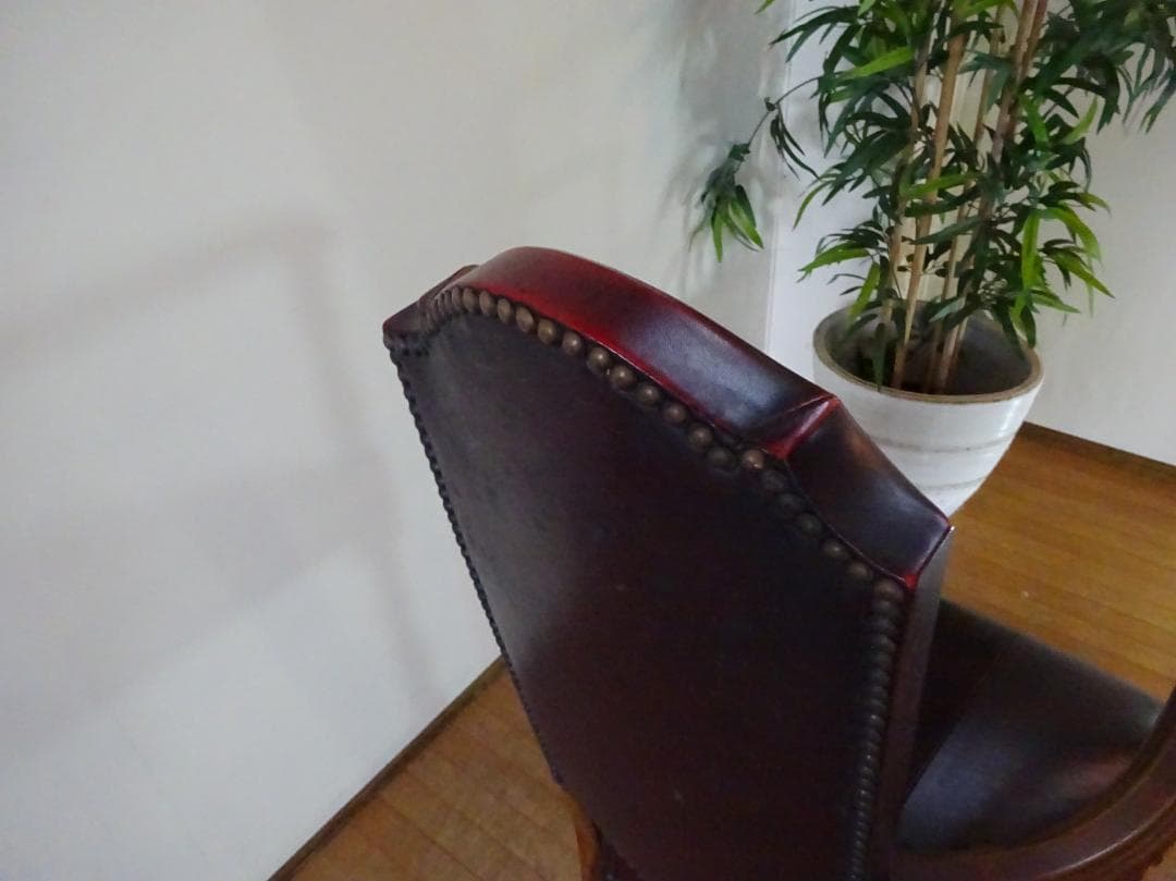 バロッサバレンティ　カクトワール　アームチェア　本革　スペイン最高峰