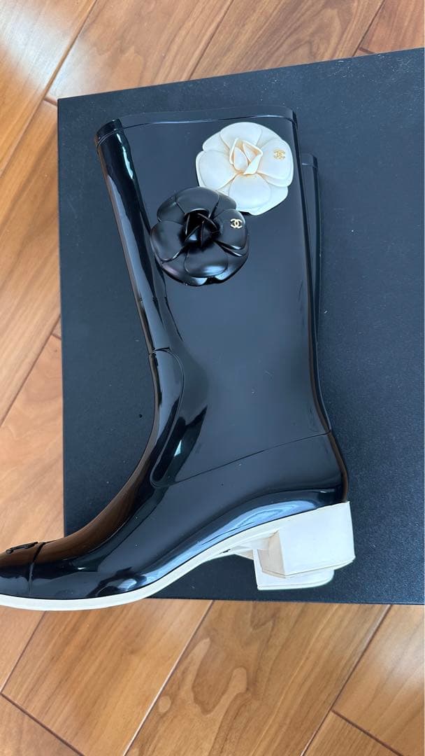 美品　シャネル　カメリア　レインブーツ　CHANEL