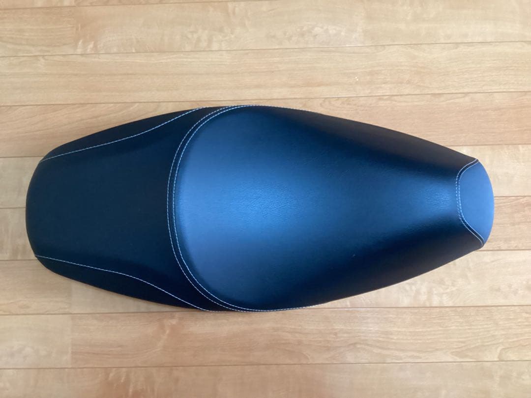 トリシティ155　SG81J（2023年）純正シート