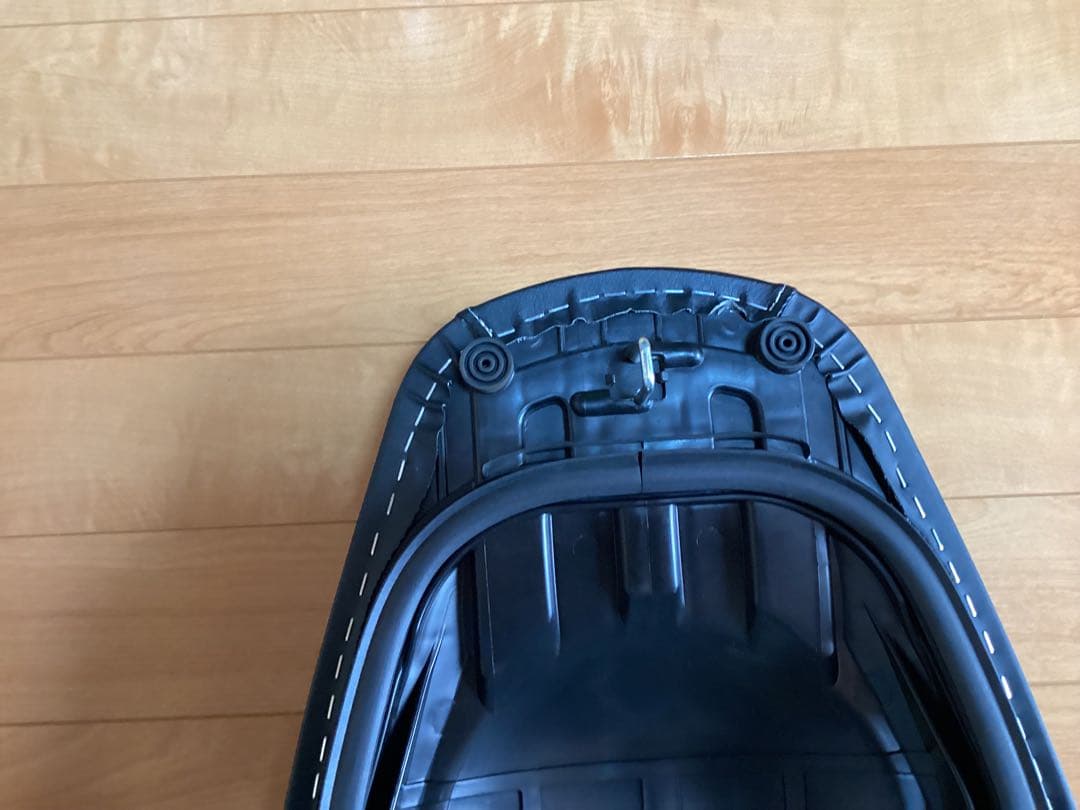 トリシティ155　SG81J（2023年）純正シート