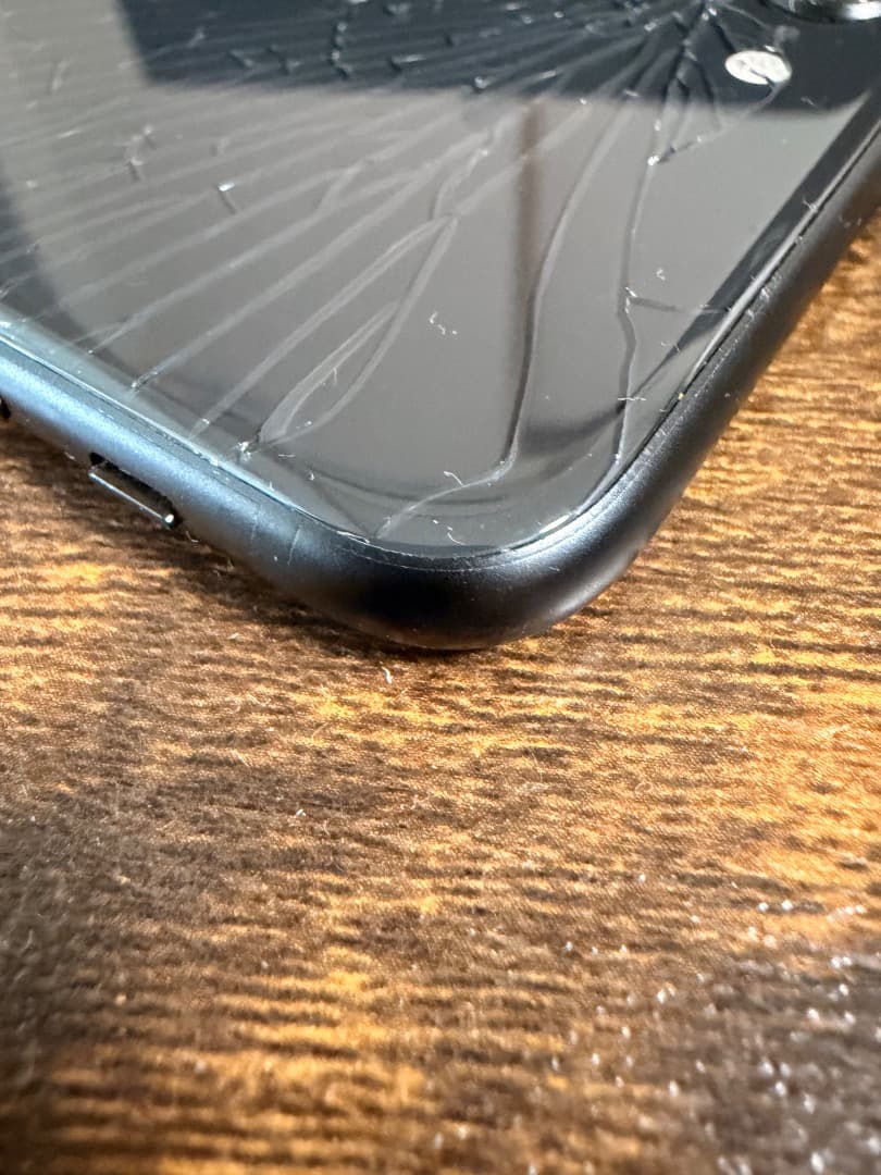 iPhone SE (第2世代) ブラック 128GB