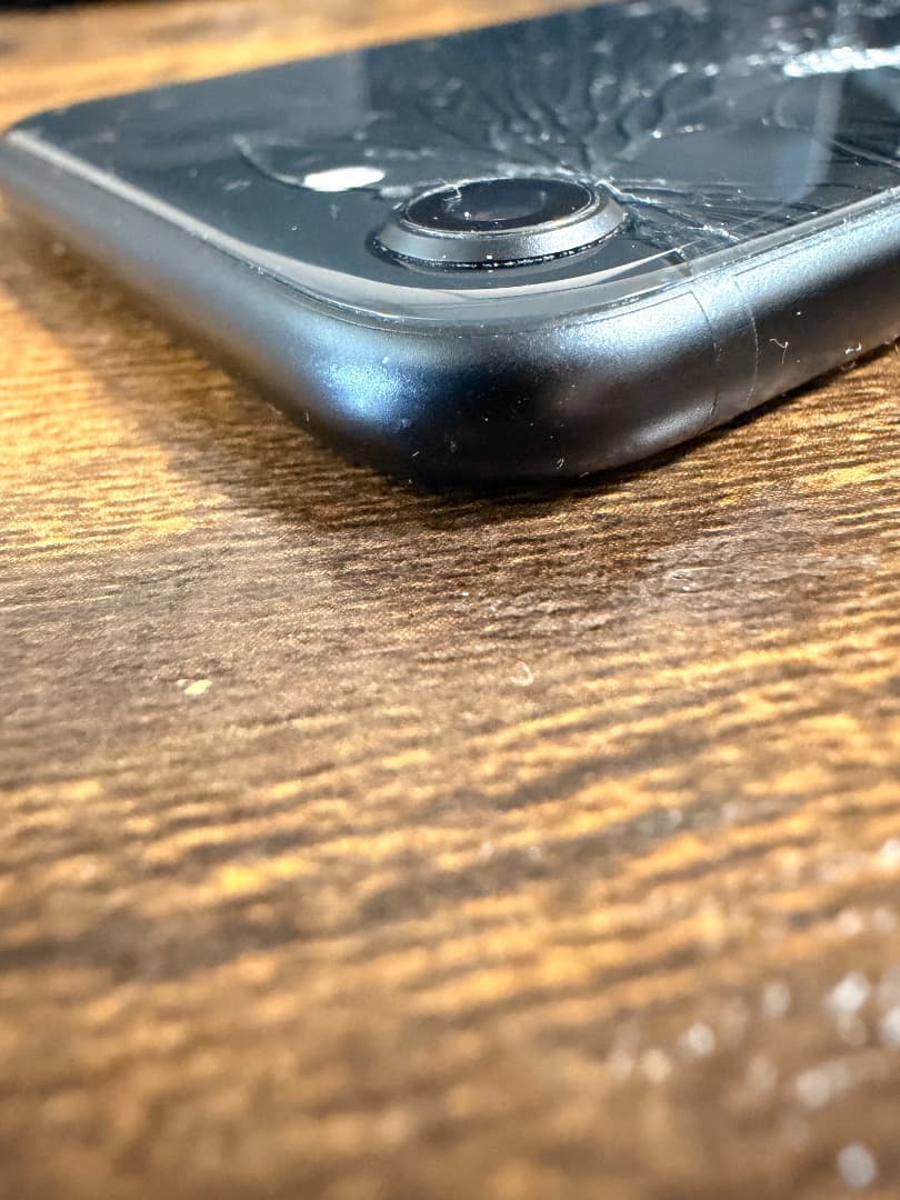 iPhone SE (第2世代) ブラック 128GB