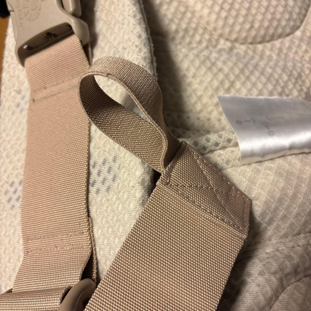 エルゴベビー　抱っこ紐 オムニブリーズ　サンドベージュ