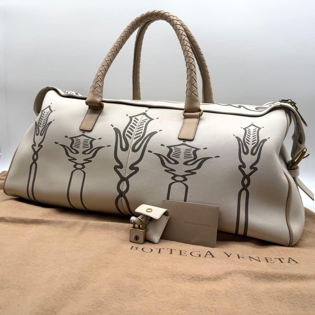ボッテガヴェネタ レザー ボストンバッグ イントレチャート 鍵 クロシェット