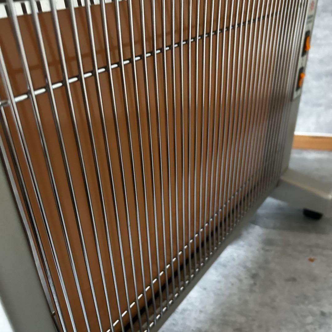 【美品】サンルミエ キュート 遠赤外線暖房器 E800LS（日本製）