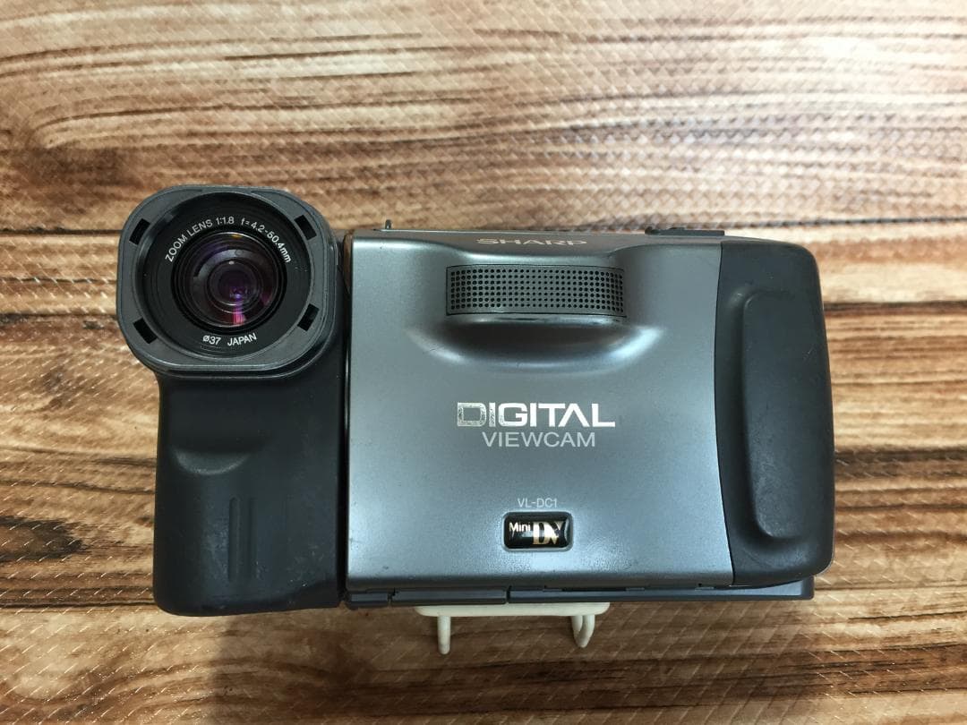 撮影再生ダビングOK　SAHRP　VL-DC1　付属品あり　液晶大画面