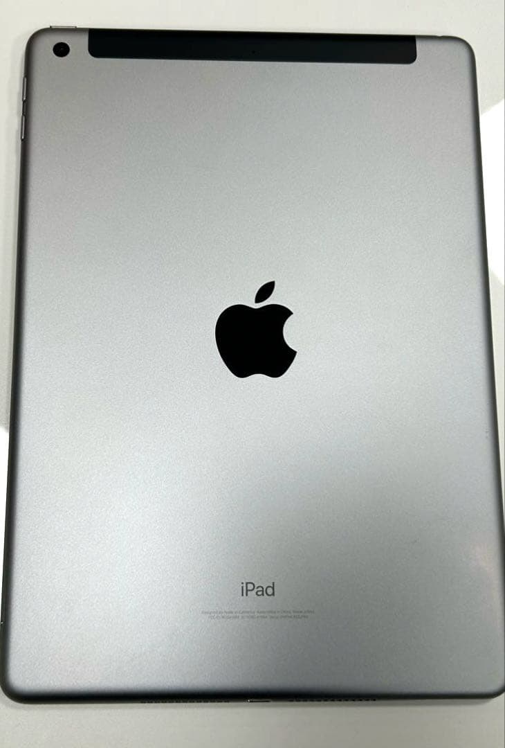 iPad 第6世代 128GB SIMフリー③ 本体のみ