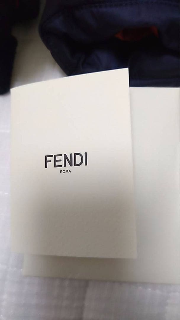 【新品・未使用】FENDI ブラックベルト 箱・保存袋付き