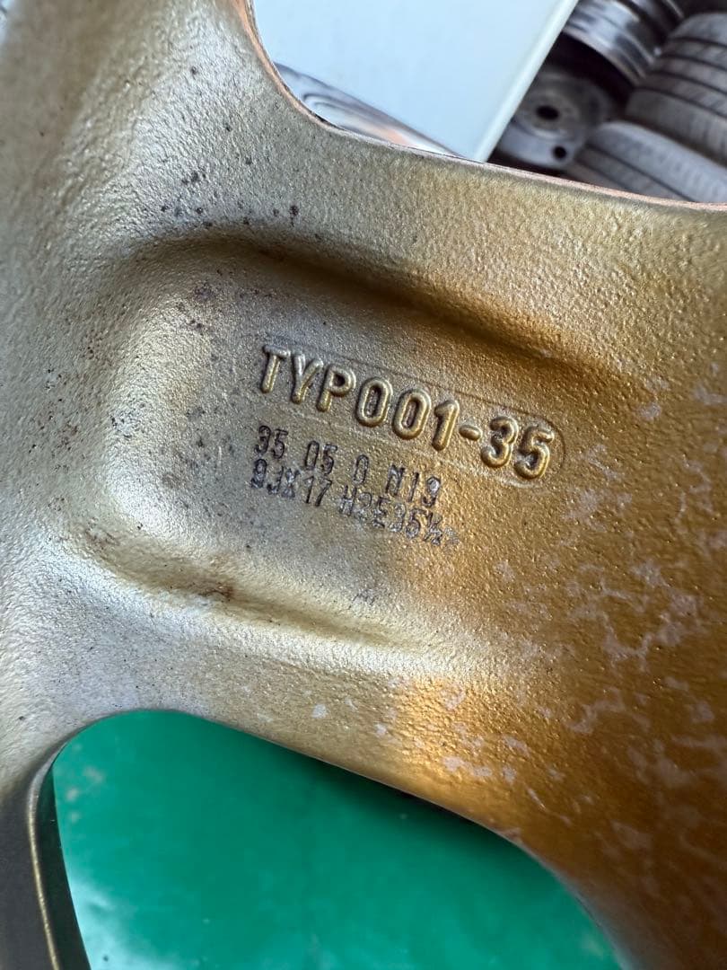 0•ZRacingリム（夏タイヤ付き）PCD114.3/5穴 Hub 66