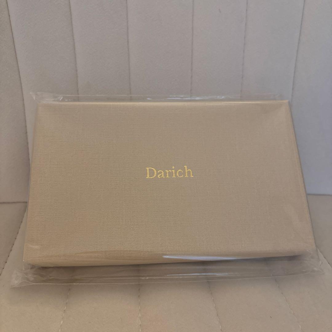 Darich キルティングビジューDDチャーム iPhoneケース15