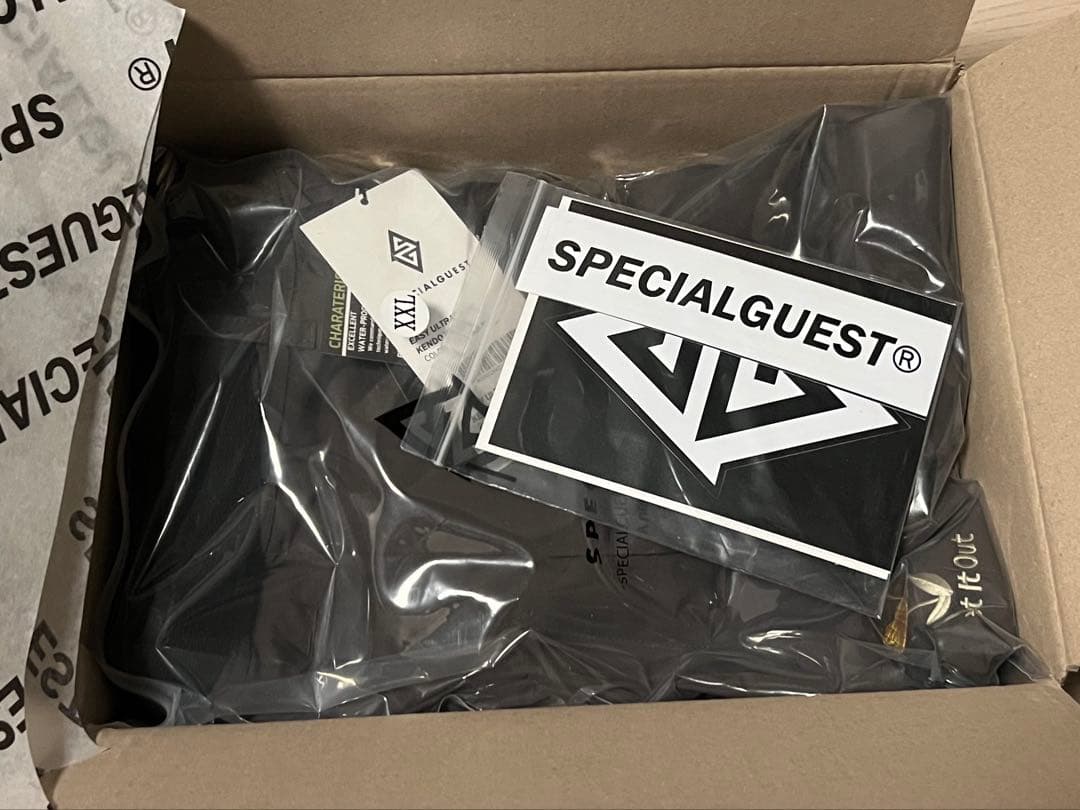 special guest パンツ（25-26新品未使用＆ステッカー付き）