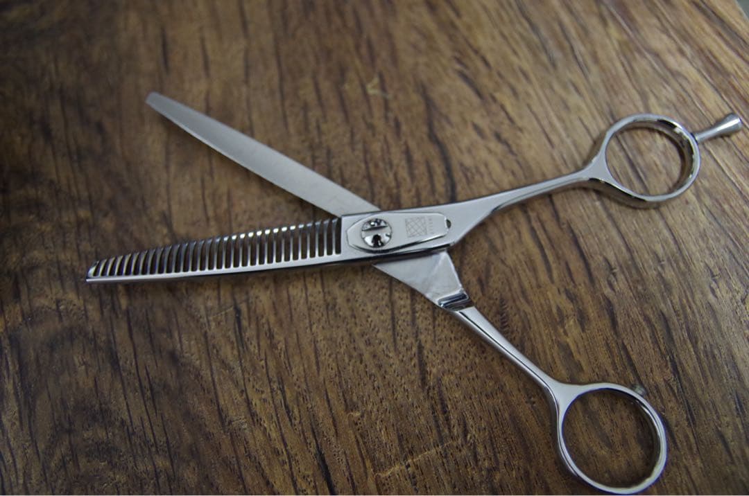 【UTSUMI ウツミ 内海】 SL13 セニング6.0インチ 右利き