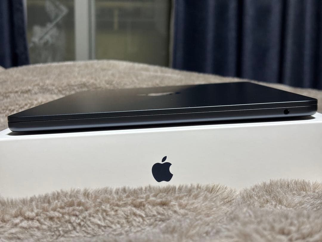 MacBook Air 13 M2スペースグレー,16gb,256gb元箱付き