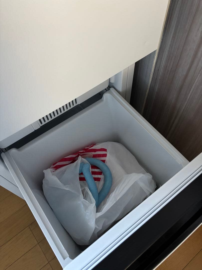 専用　訳あり　ホワイト冷蔵庫 上開きタイプ