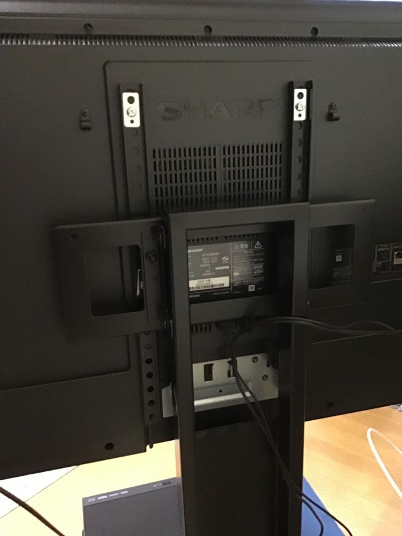4T-C43EN2 アクオス　4K 2022年製　壁寄せスタンドタイプ