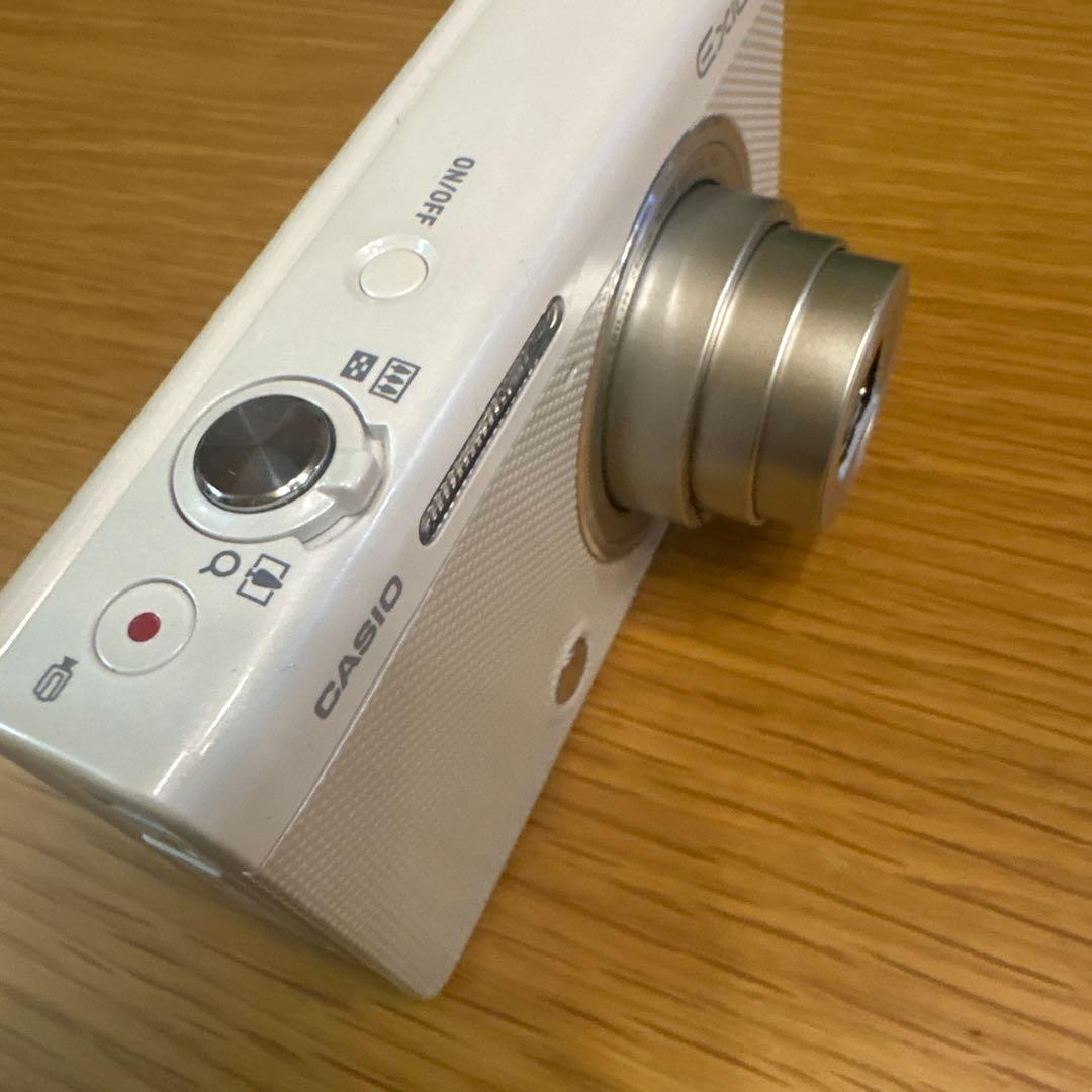 ★ジャンク特価★ カシオ CASIO EXILIM EX-ZR70