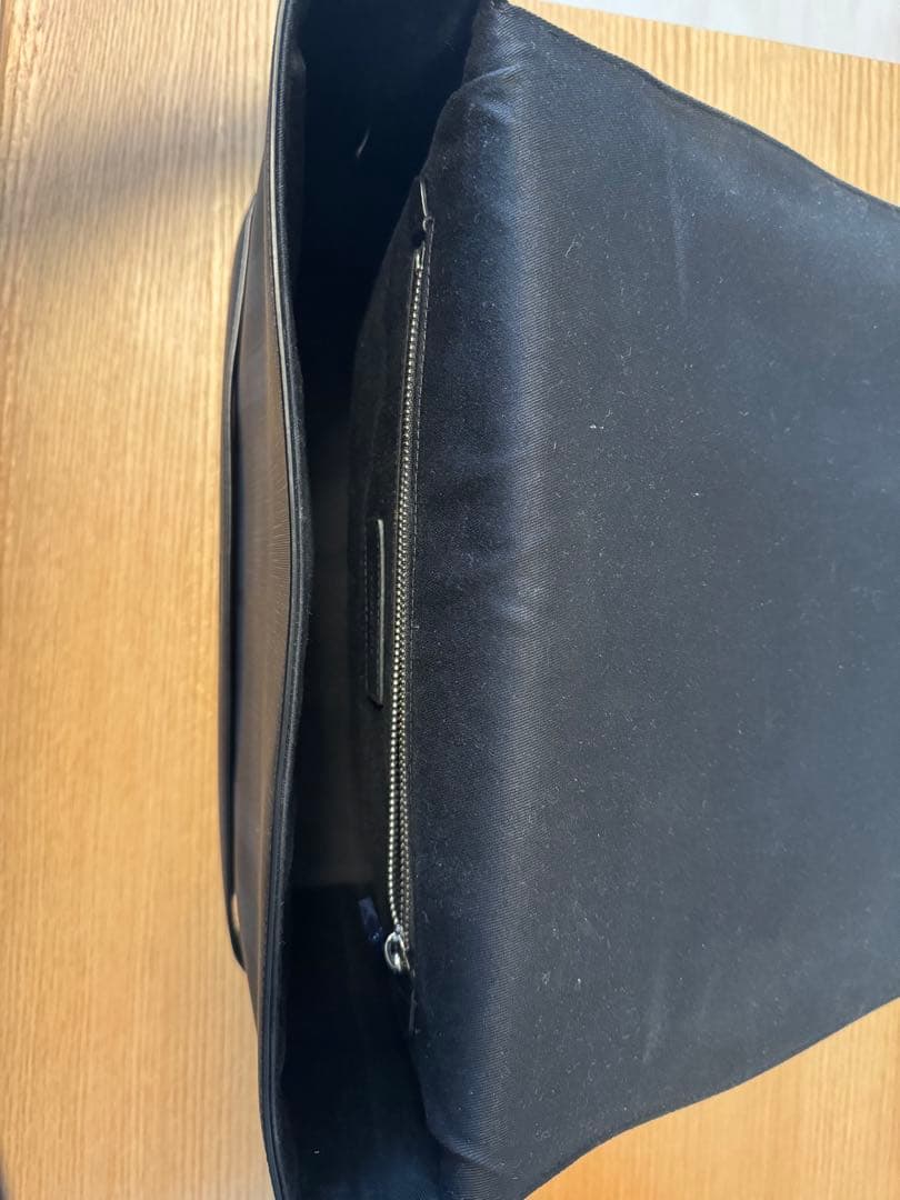 バーバリーメッセンジャーバッグ