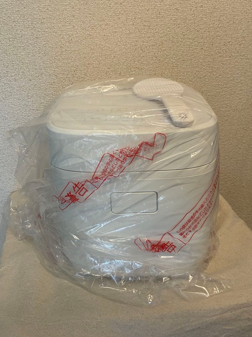 【新品・未使用⠀】ニトリ　マイコン炊飯ジャー 3合 (EP2S01WH)