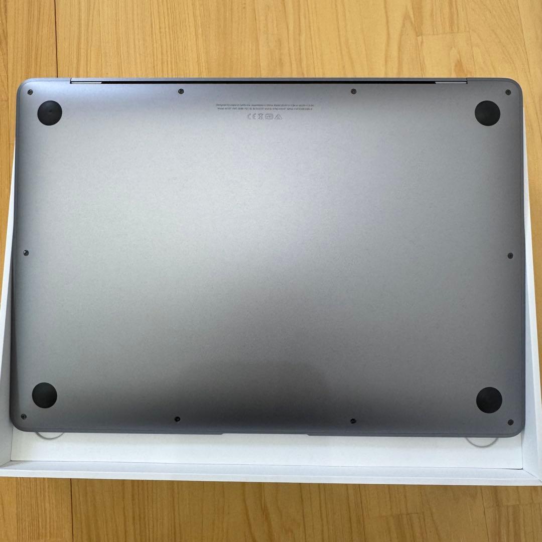 【美品】Apple MacBook Air A2337
