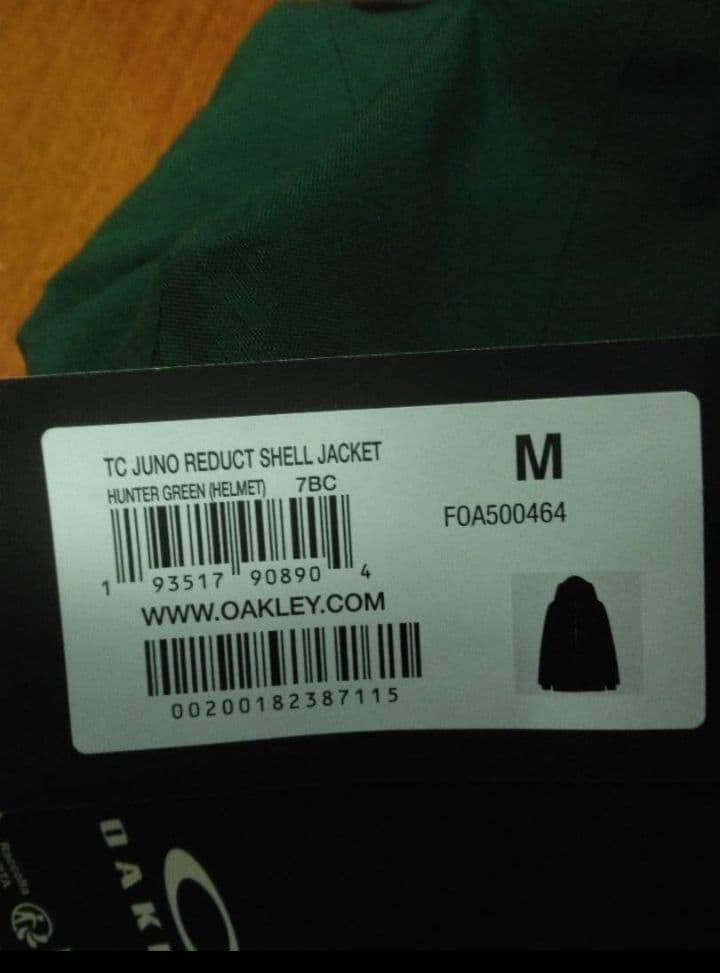 新品 OAKLEY　スノー シェル ジャケット ウエア　スキー　スノーボード
