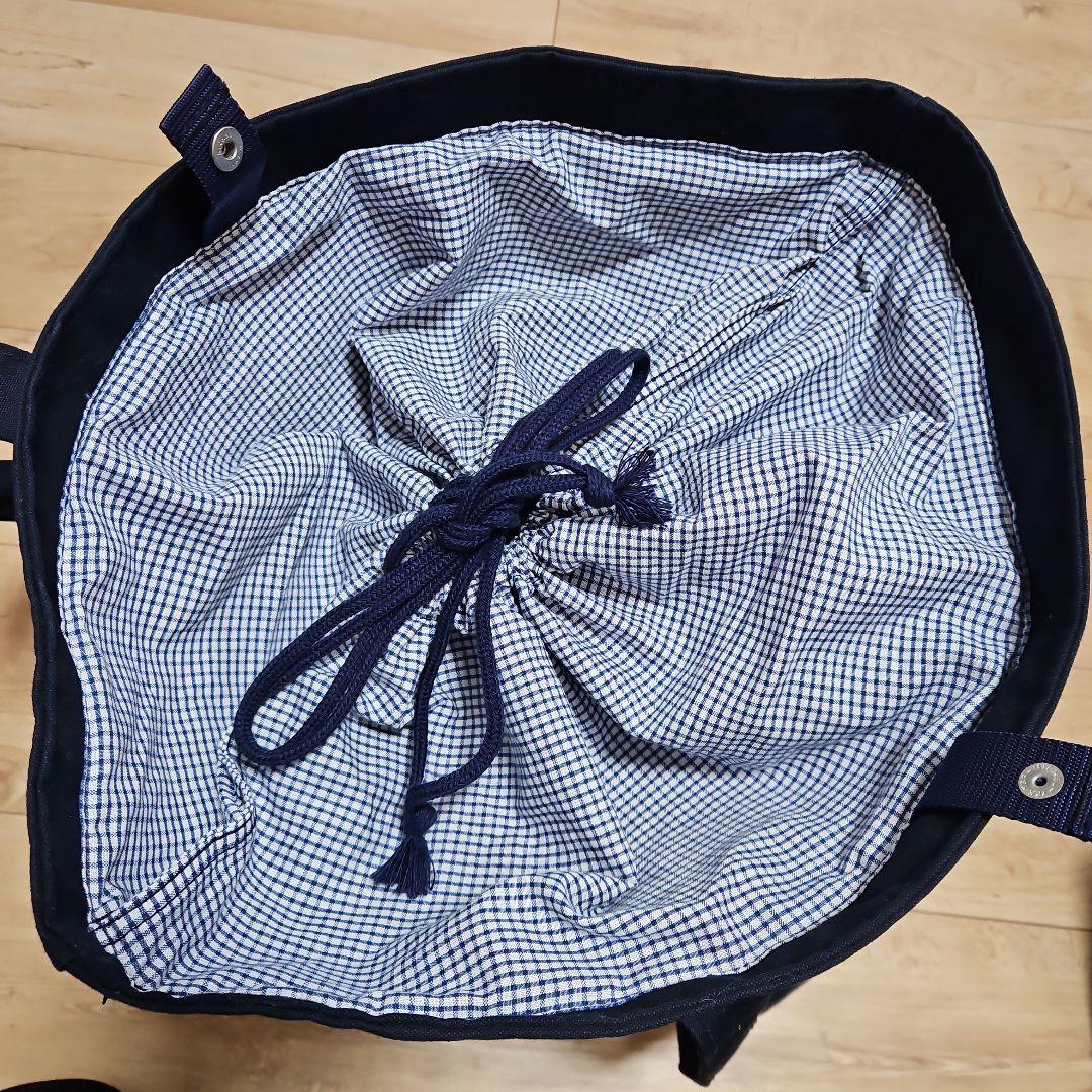 ☆familiar☆ネイビーマザーズバッグ刺繍☆ほぼ未使用☆オムツ替シート付☆
