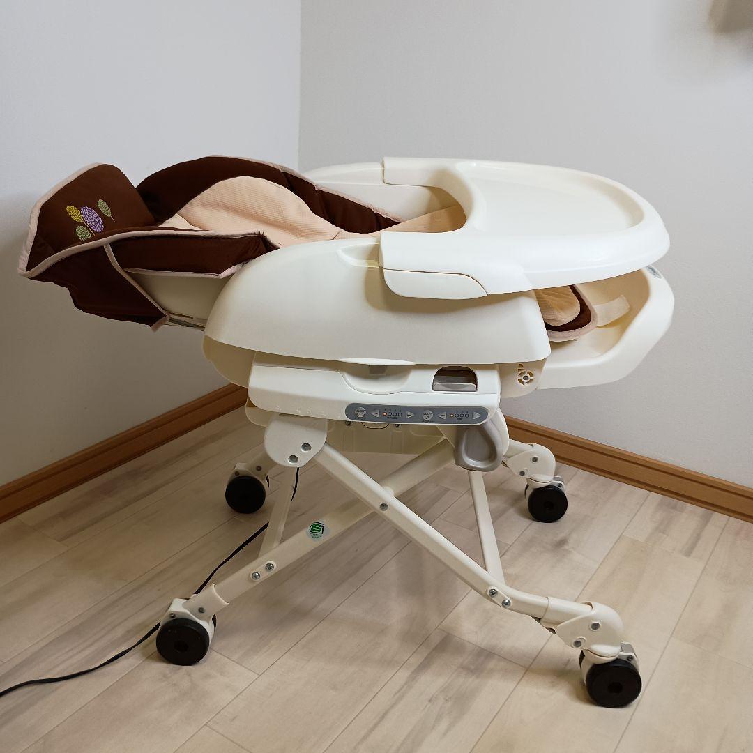 美品 Combi コンビ 電動ハイローチェア ルシエス