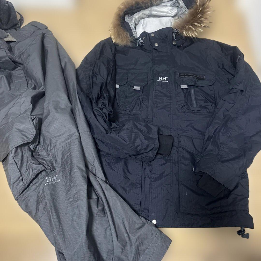 N*i様 美品HELly HANSEN ネイビー アウターウェア　セットアップ