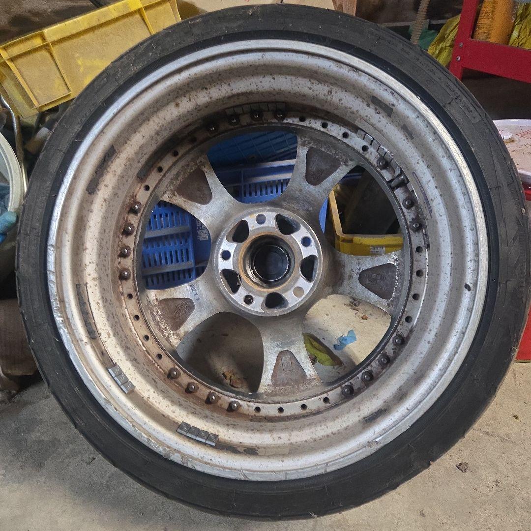 １７インチ　vskf 旧