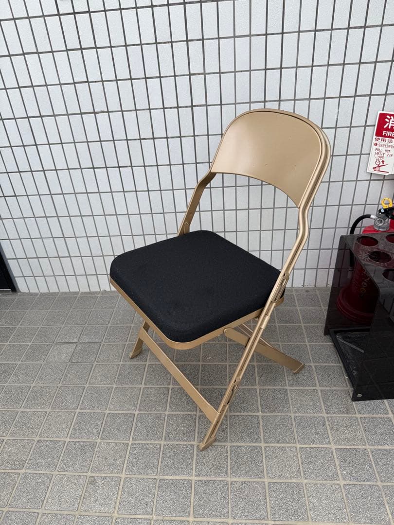 ② 【CLARIN 】フォールディングチェア 黒ゴールドP.F.S.購入